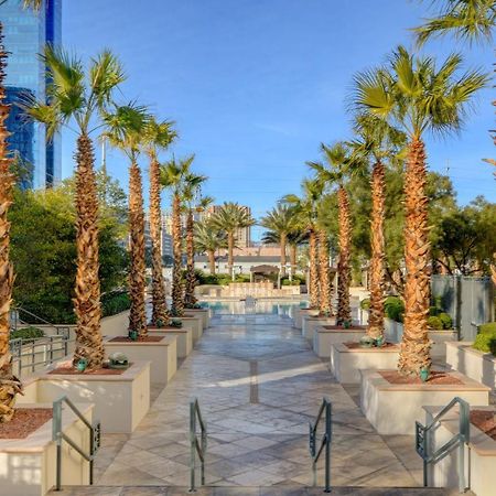 Mgm Signature-28-705 F1 Track & Strip View Balcony Las Vegas Exterior photo