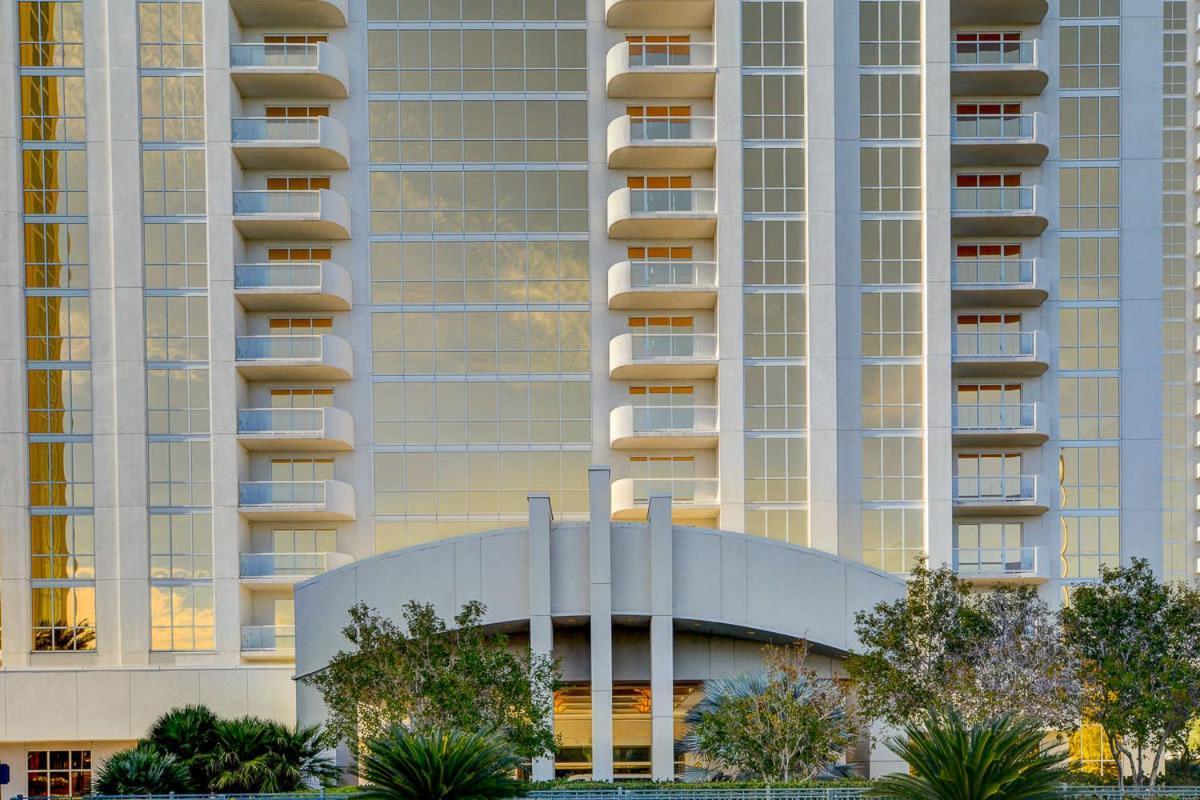 Mgm Signature-28-705 F1 Track & Strip View Balcony Las Vegas Exterior photo